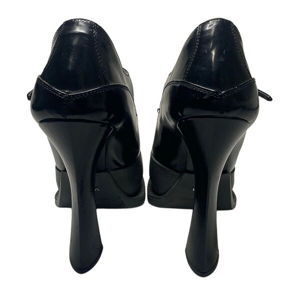 Prada Mary Jane Runway 2012 Black Leather Grey Rubber Cap Toe Heels EU 37.5 Pump - Picture 8 of 10